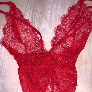 VICTORIA’S SECRET WICKED LACE BODYSUIT